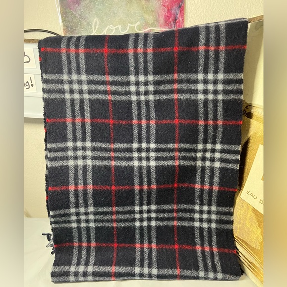Authentic Burberrys unisex Scarf Blue Check Vintage 100% cashmere - Picture 12 of 13